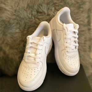 PRESCHOOL Size 12C WHITE LOW TOP NIKE AIR FORCE 1